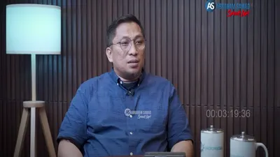 Pakar Hukum Tata Negara Ungkap 3 Misteri Penyebab Airlangga Hartarto Memilih Mundur Jadi Ketum Golkar, Apa? 