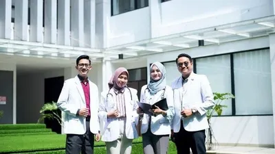 Artikel ini akan membahas peringkat 20 universitas terbaik di Asia Tenggara berdasarkan data dari QS World University Rankings.
