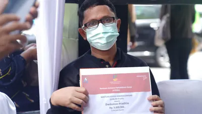 Illustrasi. Pencairan Bansos PKH dan BPNT