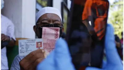 Penyaluran dana yang biasanya disalurkan langsung oleh Pemerintah Desa ini ditujukan untuk yang kehilangan pekerjaan dan penghasilan.