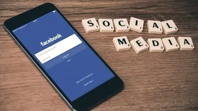 Cara terbaru melalui fitur Reels Facebook yang memungkinkan kamu mendapatkan penghasilan dari video pendek yang kamu unggah.