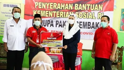 Update Bantuan Sosial yang Cair Bulan September, Mulai Bansos Telur dan Ayam hingga Bansos PT Pos Tahap 3
