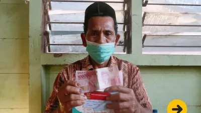 HORE! Bantuan Sosial Rp 1,8 Juta akan Cair Lewat Bank Himbara, KPM PKH dan BPNT Wajib Tahu Jadwalnya