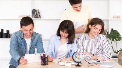 5 Rekomendasi Jurusan Kuliah Rumpun Ilmu Ekonomi, Peluang Masa Depan Cerah Mentereng! 