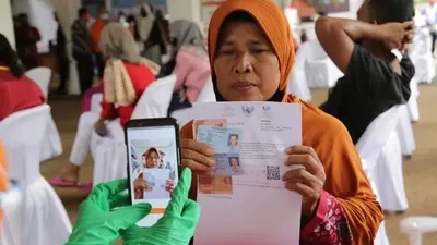 Saat ini KPM Sedang tidak sabar menunggu kapan pencairan bantuan sosial (bansos) reguler untuk PKH dan BPNT.   