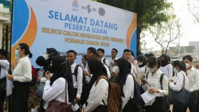 Pendaftaran Calon Pegawai Negeri Sipil (CPNS) selalu menjadi hal yang ditunggu setiap tahunnya.