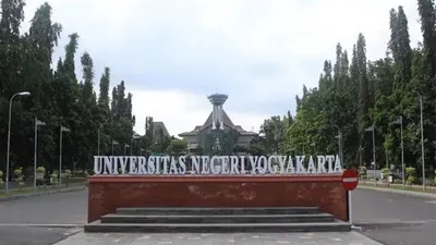Universitas Negeri Yogyakarta (UNY)