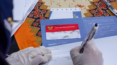 Bagi KPM wajib update informasi terbaru agar dengan jelas mengetahui sejauh mana dana bansos BPNT maupun PKH Mei-Juni 2024 akan cair.