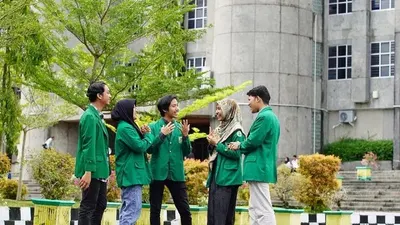 Nah, berikut ini adalah informasi mengenai kampus-kampus terbaik di Indonesia yang menawarkan jurusan Manajemen.