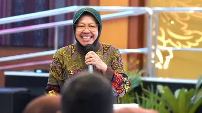 Kesaksian Mensos Tri Rismaharini Soal Presiden Jokowi Lebih Sering Terlihat Membagikan Bansos Jelang Pilpres 2024, Simak Disini!