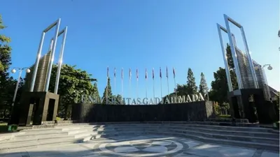 10 Prodi di Universitas Gadjah Mada (UGM) dari Kelompok Saintek dan Soshum yang Mudah Ditembus, Peluang Lolos Makin Besar!
