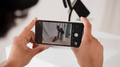 Tips Gadget: Gunakan Ini Untuk Membersihkan Kamera Smartphone Kamu dengan Mudah