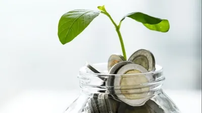 Dahsyatnya Keutamaan Sedekah Terutama di Hari Jumat, Simak Penjelasannya di Sini!
