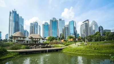 Anti Boncos, Buka Sampai Malam! Ini 5 Spot Nongkrong Estetik GRATIS di Jakarta yang Bikin Adem dan Tenang