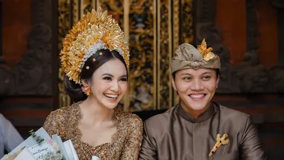 Mahalini dan Rizky Febian di prosesi adat Dharma Suaka dan Upacara Mepamit di Bali 