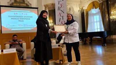 PNM membawa Account Officer (AO) PNM Mekaar untuk berbagi inspirasi kepada para peserta Simposium Internasional PPI Dunia 2024 di Budapest, Hungaria.