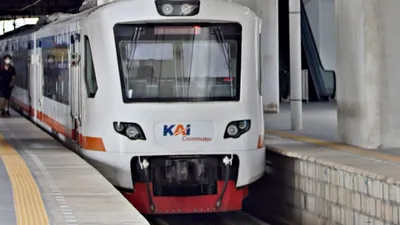 Wacana Penyesuaian Tarif KRL Berbasis NIK Tuai Protes
