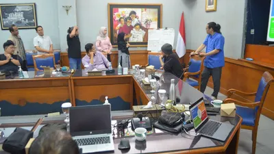 AMSI Jabar menggelar training (pelatihan) Cek Fakta dalam rangka melawan gangguan informasi dan hoaks menjelang Pilkada 2024.