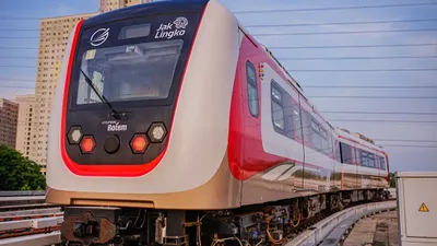 Kok Bisa? Jumlah Perjalanan LRT Jakarta menurun di Tahun 2023-2024 tetapi Kumulatifnya Meningkat