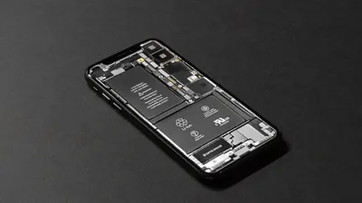 Bagi pemilik IPhone lama, permasalahan yang banyak dirasakan ada di baterai. Dimana baterai jadi cepat kembung.