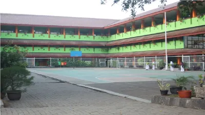 Berbagai SMK terbaik di Jakarta Timur ini berdasarkan kategori nilai IIUN tertinggi dan juga konsisten selama 6 tahun.