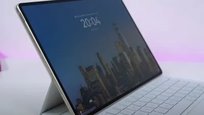 Berikut adalah 12 fitur inovatif dari HUAWEI MatePad Pro 12.2 yang bisa dipertimbangkan pengguna kenapa harus membeli tablet ini.