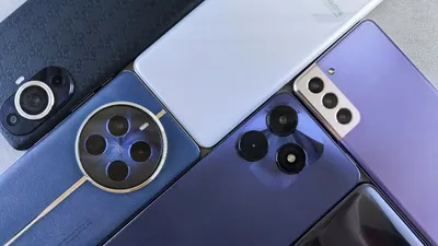 Berikut ini perbedaan atau perbandingan keempat jenis smartphone tersebut yang akan diulas tentang spesifikasi lengkapnya.
