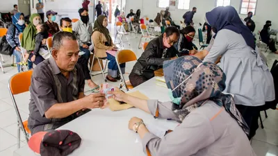 Bansos Kemensos ini disalurkan untuk KPM yang masuk dalam kategori keluarga prasejahtera atau rentan miskin yang terdaftar aktif di DTKS.