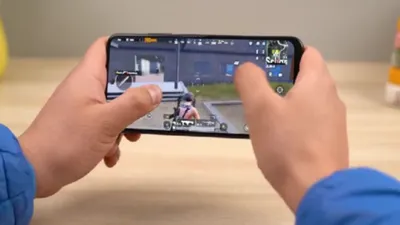 4 HP Berlayar Amoled Harga Rp1 Jutaan