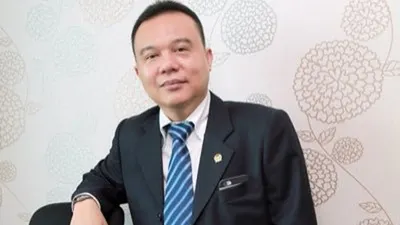 Ketua Harian Partai Gerindra, Sufmi Dasco Ahmad menyebut bahwa Prabowo tidak ambil pusing terkait adanya akun Kaskus Fufufafa/