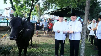 Rayakan Idul Adha 1445 Hijriah,&nbsp;Pj Gubernur Agus Fatoni Resmikan Gerakan Kurban Serentak se-Sumsel