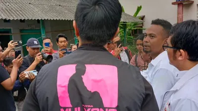 Imbas aksi Kaesang tersebut, muncul kembali istilah baru yang kemarin menjadi trending topik di media sosial yaitu Adik Fufufafa.