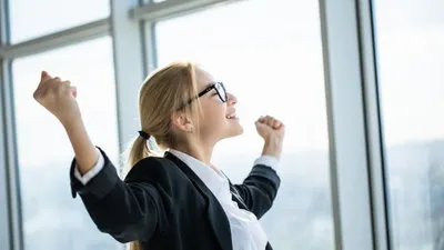 Winning mindset adalah mentalitas yang mengarahkan seseorang untuk selalu mencari cara terbaik dalam mencapai tujuan dan mengatasi rintangan