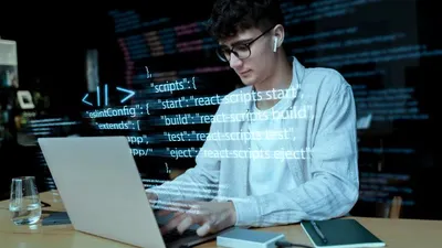 Merapat! 7 Pekerjaan Jurusan Kuliah IT yang Wajib Punya Keahlian Coding, Berminat?