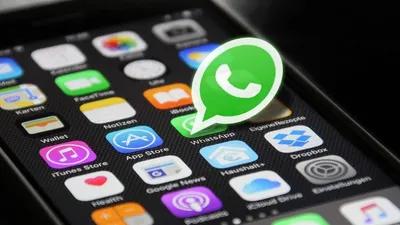 Tak perlu repot menggunakan WA&nbsp;GB atau aplikasi pihak ketiga lainnya untuk menyimpan status WhatsApp teman.
