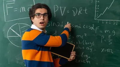 Ilustrasi perbedaan jurusan kuliah matematika murni, pendidikan dan terapan.