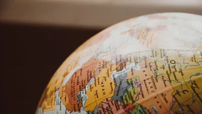 Indonesia sendiri mempunyai 13 zona megathrust. Masyarakat Indonesia perlu waspada dan siaga apabila terjadi gempanya.