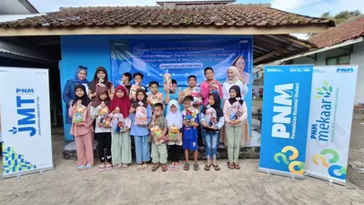 PT Permodalan Nasional Madani melalui program Pengembangan Kapasitas Usaha (PKU), Jasa Manajemen TJSL (JMT) dan BRI berikan pelatihan pada Hari Bumi yang diperingati pada tanggal 22 April.