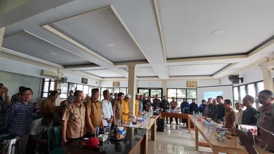 Selasa kemarin (14/5) PNM Cabang Serang menyelenggarakan acara sosialisasi sekaligus silaturahmi tokoh masyarakat dan pemuka agama di Kecamata Baros Kabupaten Serang.