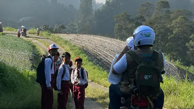 PT Permodalan Nasional Madani (PNM) sebagai PIC untuk wilayah Dusun Butuh, Kabupaten Magelang, Jawa Tengah bersama pesera Relawan Bakti BUMN akan memberikan bantuan pelatihan berupa pemanenan sayur, sertifikasi drone dan pelatihan kepada nasabah Mekaar.