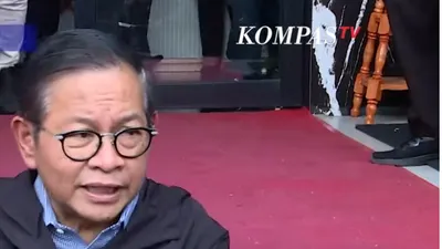 Pramono Anung ditantang oleh Presiden Jokowi untuk blusukan di 12 titik Jakarta setiap harinya sebelum Pilgub Jakarta 2024 bulan November.
