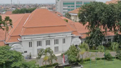 Pendidikan Kedokteran menjadi salah satu jurusan kuliah yang selalu ramai peminatnya dari tahun ketahun.