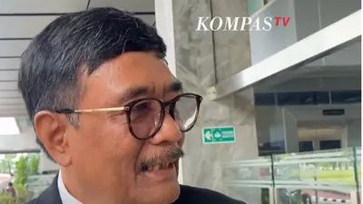 Djarot Syaiful Hidayat mengatakan kalau pertemuan antara Kaesang Pangarep dan PKS itu boleh-boleh saja.