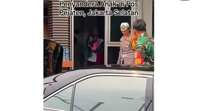 Pria lansia yang menyandera bocah berusia 7 tahun itu berinisial IJ dan menyanderanya di Pos Polisi Pejaten, Jakarta Selatan.