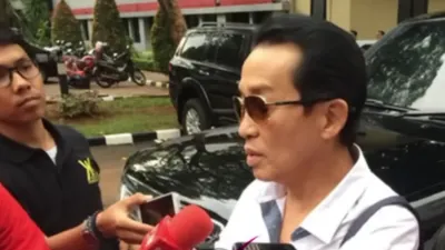Edi Darmawan, ayah almarhumah Mirna Salihin