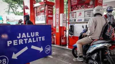 Ilustrasi Motor yang Dilarang Isi Pertalite