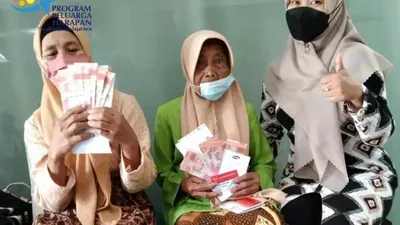Di bulan September 2024 ini, pencairan bansos PKH dan BPNT dipastikan akan segera dilakukan dan masuk ke KKS merah putih.