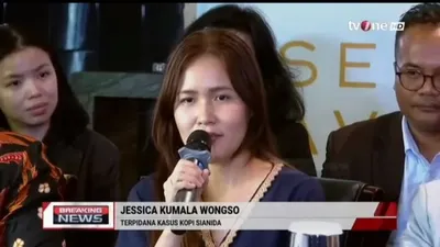 Terpidana kasus pembunuhan Wayan Mirna Salihin, Jessica Wongso resmi mendapatkan status bebas bersyarat.
