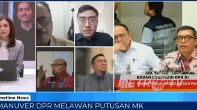 Pakar Hukum Tata Negara, Feri Amsari memberikan pandangannya terkait motif DPR melawan putusan MK yang seharusnya mengikat semua.