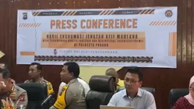 Tim dokter yang tergabung dalam Perhimpunan Forensik dan Midakolegal Indonesia (PDFMI) merilih hasil ekshumasi yang dilakukan terhadap kasus kematian Afif Maulana.